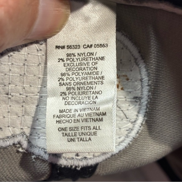 Nike 2009 NCAA UNC Men's Basketball Natl Champions Hat Ofc Locker Room Hat - Picture 6 of 8